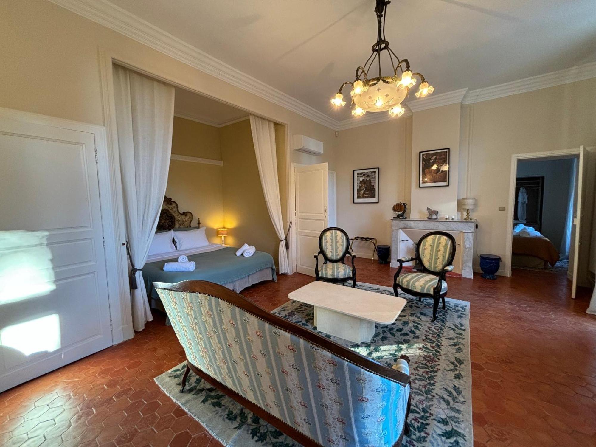 Chateau De Roquelune Pézenas Esterno foto